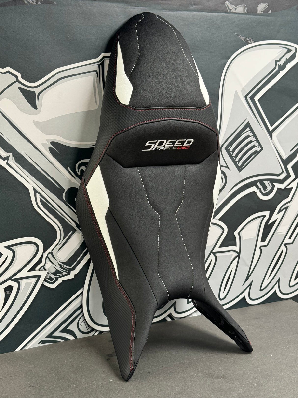 Garnissage de selle pour TRIUMPH Speed Triple ( 2011 à 2015 )